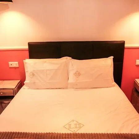 Ld Mouraria Tatil Evi *